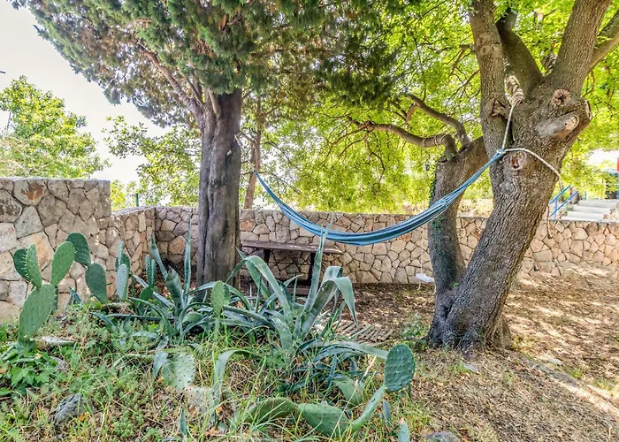 1 Bedroom Beautiful Home In Kostrena