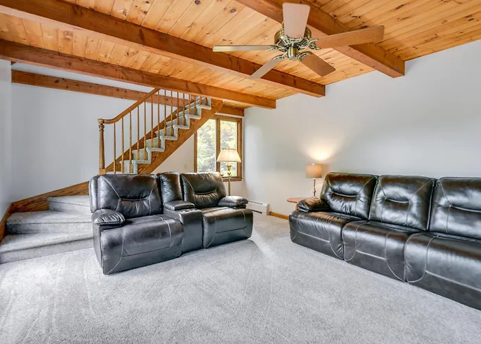 Milton Hidden Gem W/ Pool, Hot Tub & Fireplace!