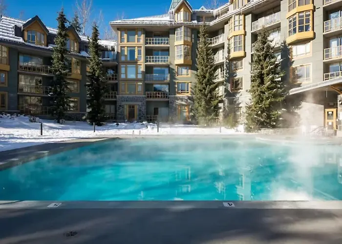 Renovated 1Bed-1Bath In Village With Pool, Hot Tub, And Sauna