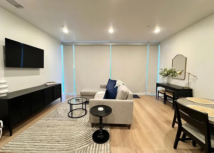 Nimitz Crossing Luxury Residences