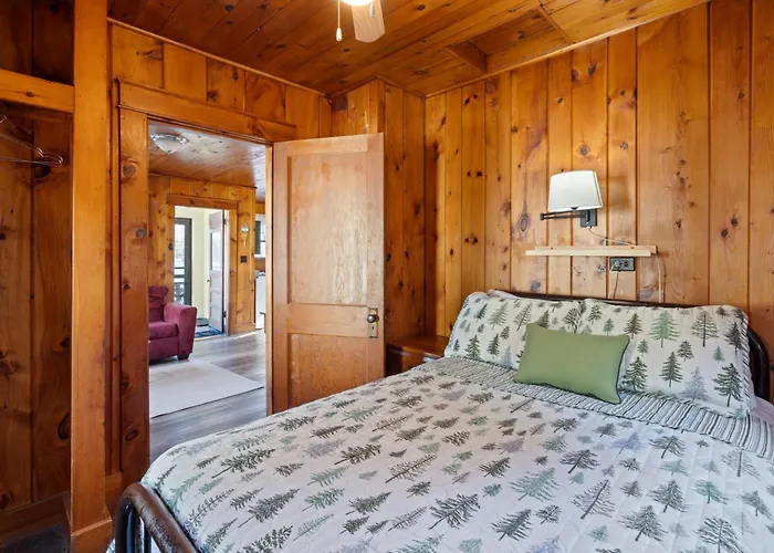 Bear Cub Cabin