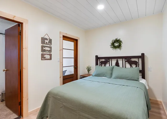 Waterfront 2 Bed 2 Bath