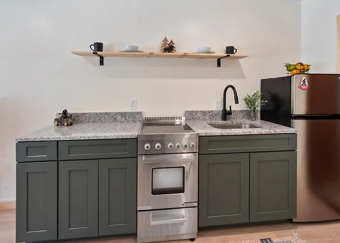 Waterfront 2 Bed 2 Bath