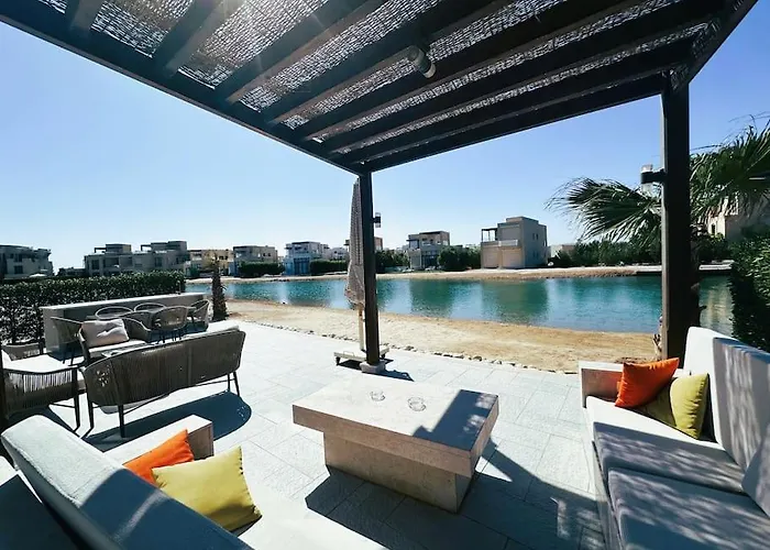 Luminous 4Br Villa, Free Pool & Lagoon Access At Gouna