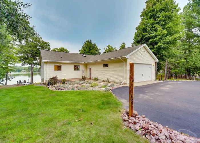 Spacious Lakefront New Auburn Home W/ Sunroom