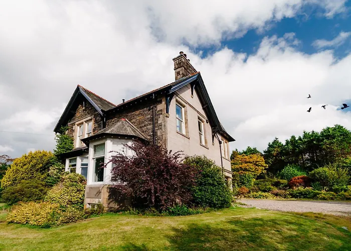 Beaumont Exquisite Lakeland House, Sleeps 10