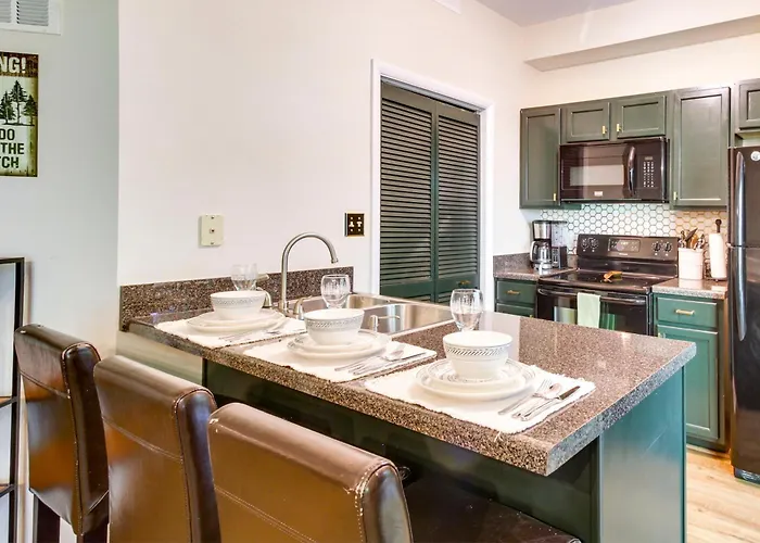 Wintergreen Resort Condo W/ Deck, 0.3 Mi To Slopes