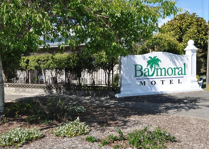 Balmoral Motel