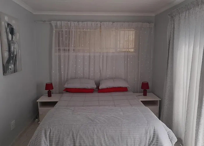 The Cradle'S Rest Guest House