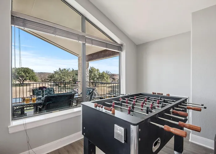Waterfront House On Lake Lbj Cove And Concierge Services