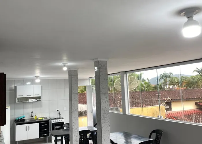 Suite 6 a 3 quadras da praia