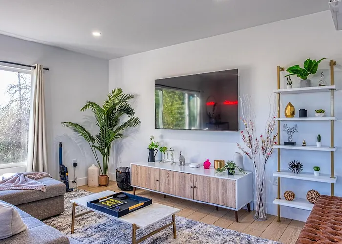 Modern Living Steps From Downtown