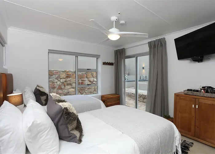 The Lookout Guest House