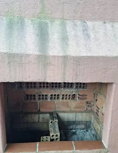 Quarto para quatro pessoas a duas quadras da praia - Balneário Saint Etienne - Matinhos