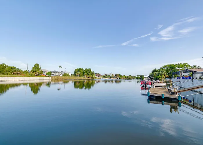 Bright Bayfront Home < 2 Mi To Hernando Beach!