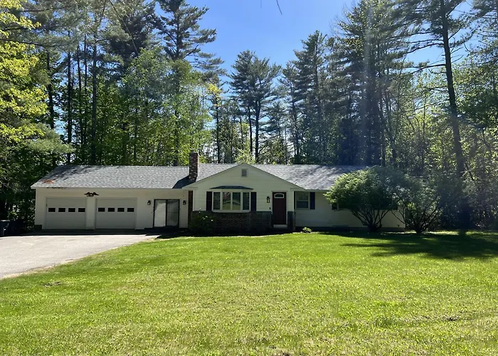 Melvin Village - 5 Bed3 Bath - Lake Winnipesaukee