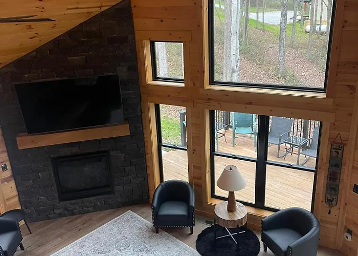 The Saige - Hot Tub, Fire Pit, And Huge Entertainment Area