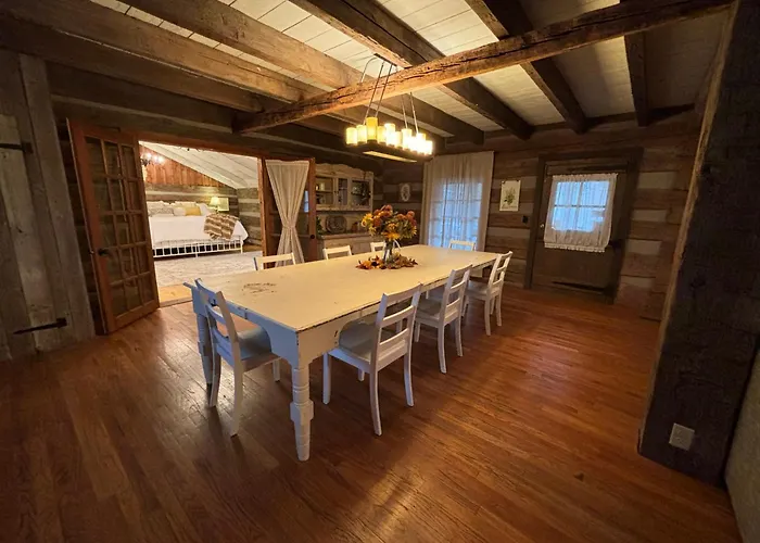 The Hilltop Cabin