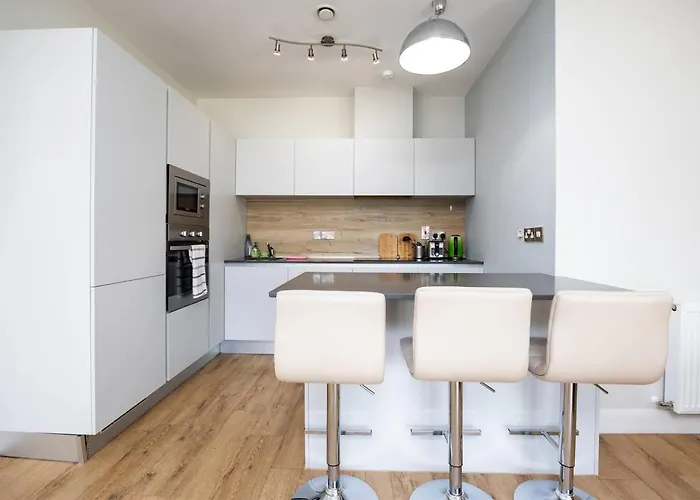 Deluxe Seaview Apartment