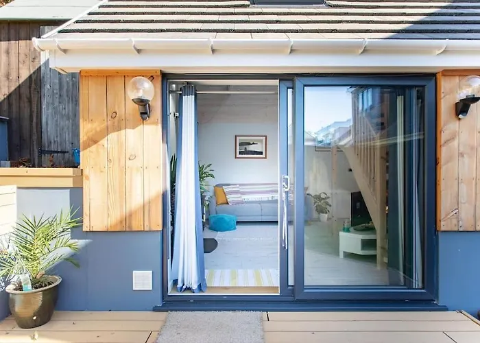 The Langland Loft - Tiny Home