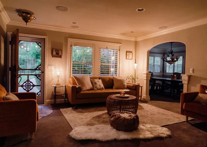 Luxury House Walk To Downtown Or Pioneer Park