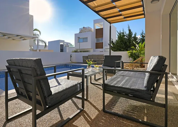 Villa Evelin - Ayia Napa Resort Center