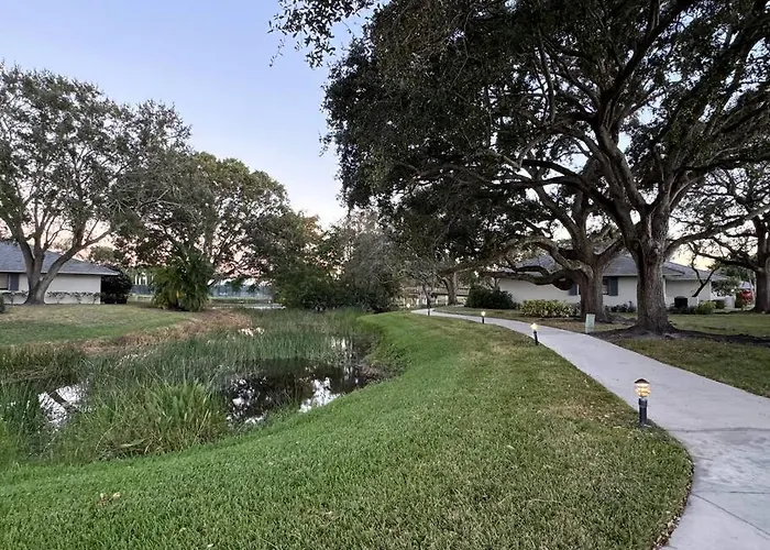 Private Cottage In West Palm Beach Florida