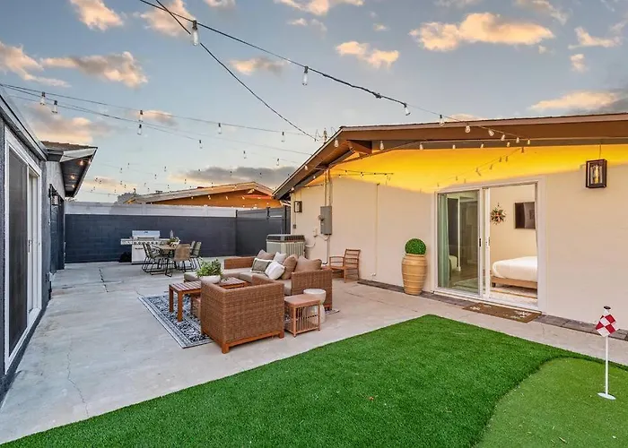 Modern Anaheim Stay- Minutes To Disney& Family Fun