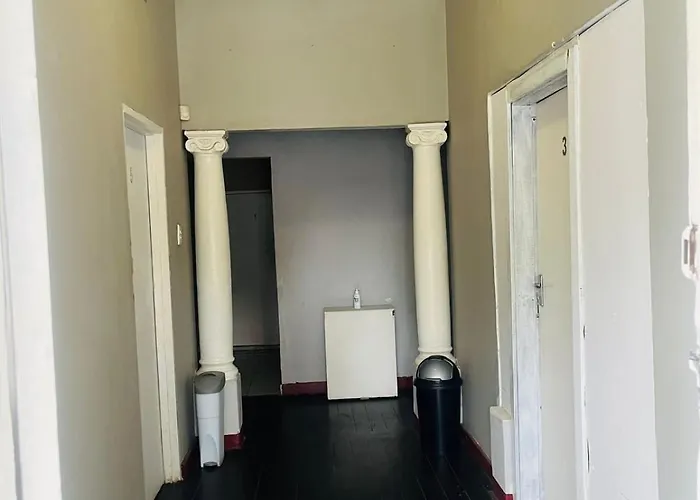 Linie Guest House