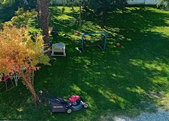 Alloggio Grazioso Con Vista Giardino E Parcheggio