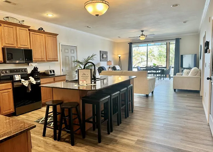 Lower Level Condo B-2 With Dock