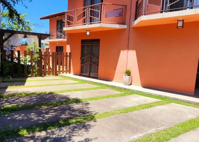 Partiu Praia SC piscinas privativas, ar condicionado, internet, próximo ao mar e centrinho três minutos a pé