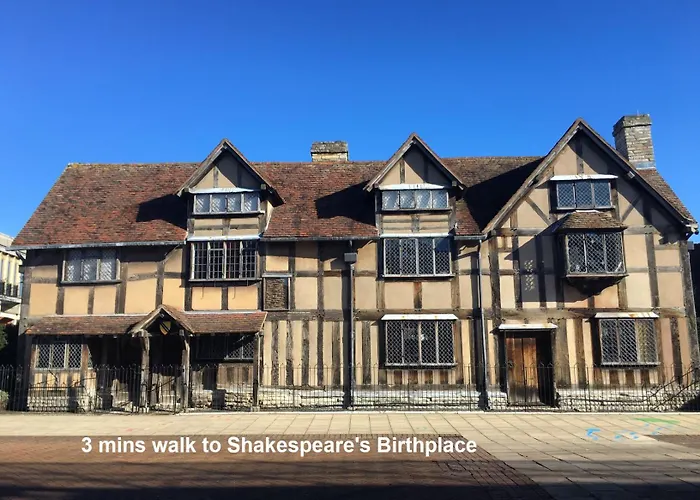 Bard'S Nest, Crucible Apartment, Free Private Parking, 3 Mins Walk To Birthplace