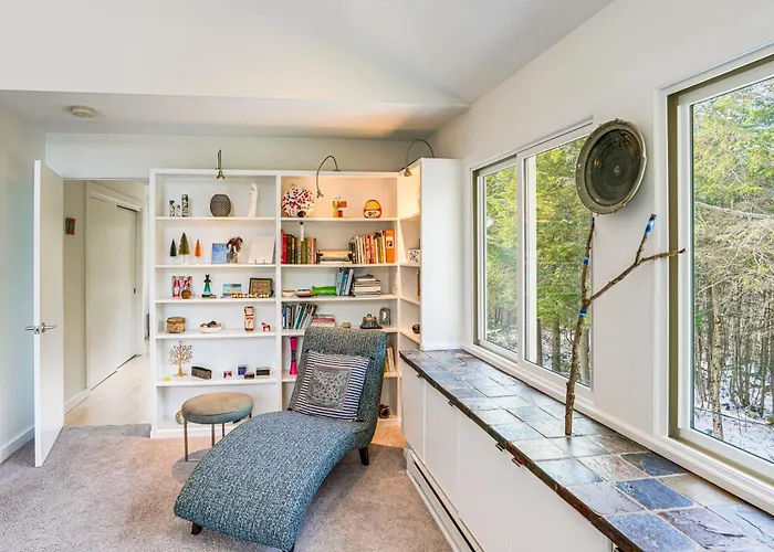 Lakefront Otis Home W/ Stunning Views & Boats!