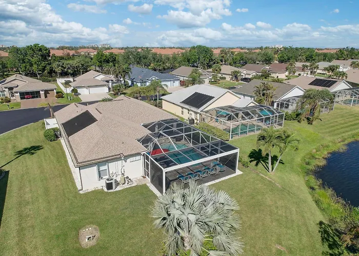 Sunny Fort Myers Home W/ Heated Pool!