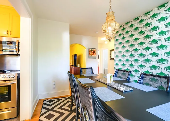 Pet-Friendly Roanoke Retreat W/ Theater