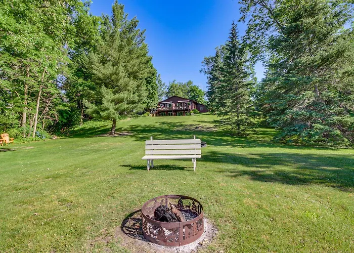 Beach & Lake Access: Brainerd Townhome