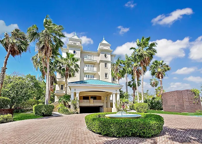 Luxury Penthouse At Sea Breeze #9