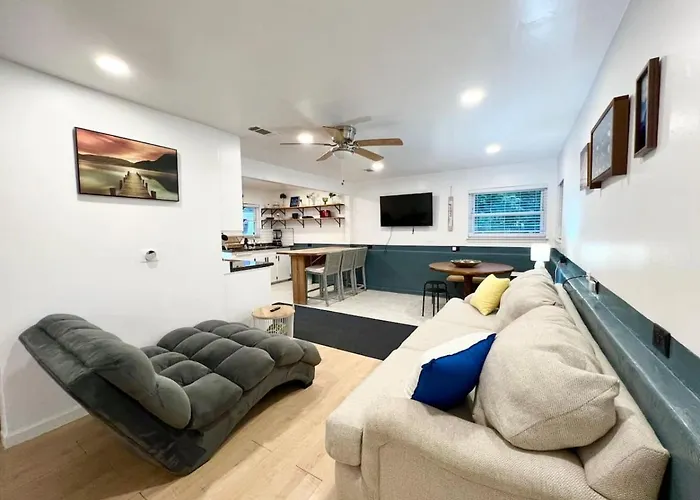 Lake Life Lodge Cottage By Belton Lake