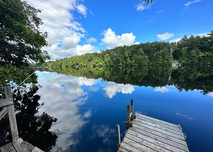 Cozy Riverfront Cottage With Dock Close To Lake George