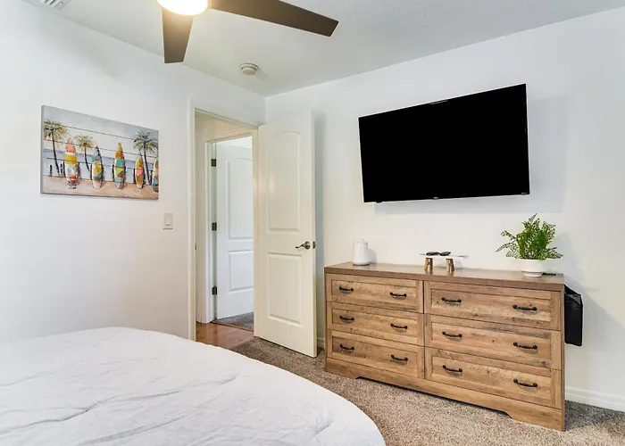 Pool & Patio Paradise! Largo Escape 4 Mi To Beach