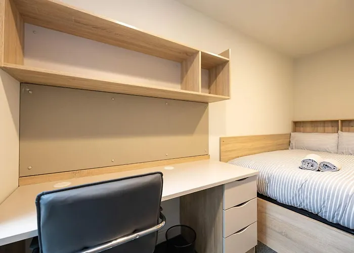 Single Ensuite Room In Central Nottingham