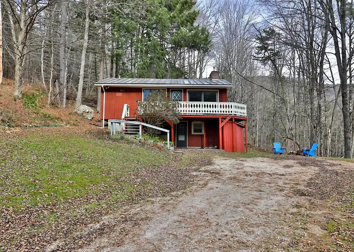 Cozy Vermont House Near Ski Resort, Bridgewater And Woodstock, Private