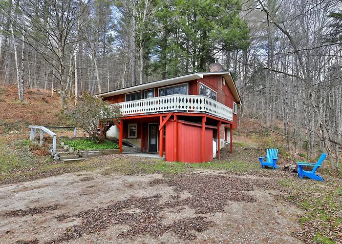 Cozy Vermont House Near Ski Resort, Bridgewater And Woodstock, Private