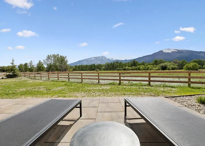 Mara Luxury Cabins- Ponderosa