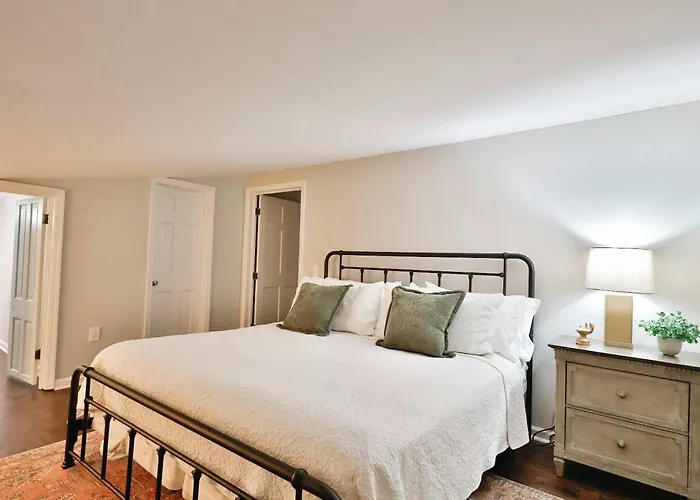 The Post Loft- In The Heart Of Downtown Statesboro