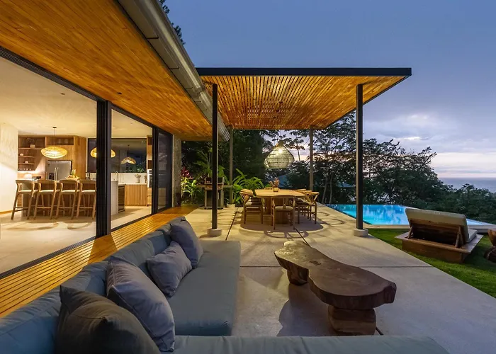 Villa Koa - Your Tropical Retreat