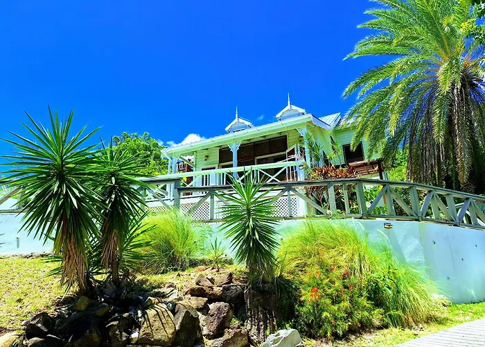 Peaceful 1 Bedroom Cottage With Ocean Views