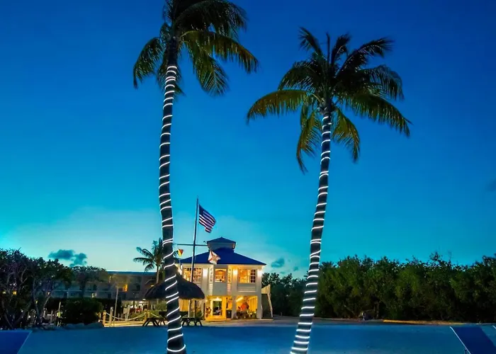 Villa Valbuena Ocean Pearl Key Largo Pool Restaurant Marina Pickleball