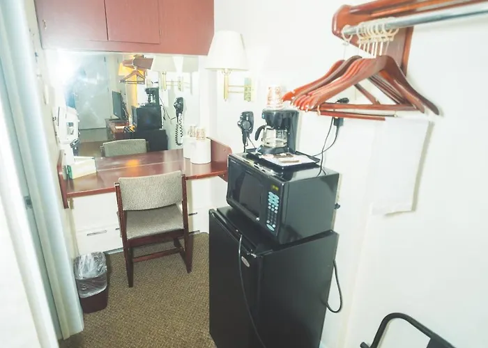 The Chalet Motel